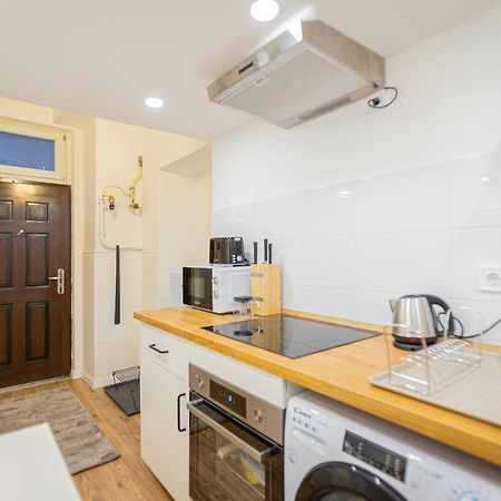 2 Bedroom Apartment In The Dob Street, Emerald Будапеща Екстериор снимка