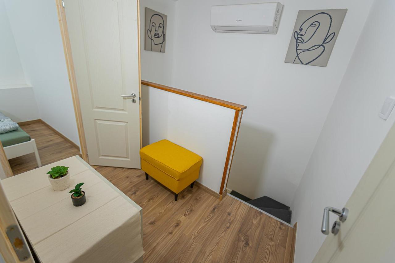 2 Bedroom Apartment In The Dob Street, Emerald Будапеща Екстериор снимка