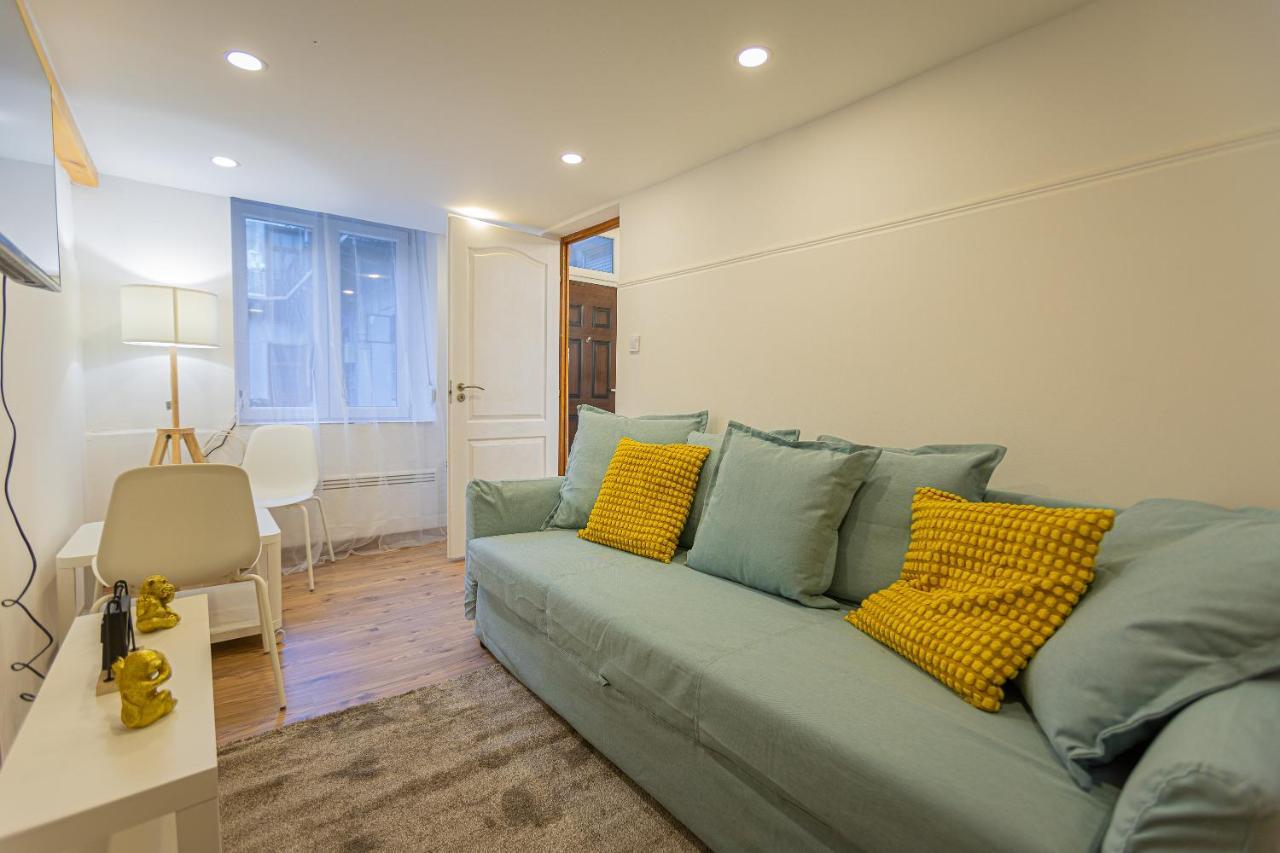 2 Bedroom Apartment In The Dob Street, Emerald Будапеща Екстериор снимка